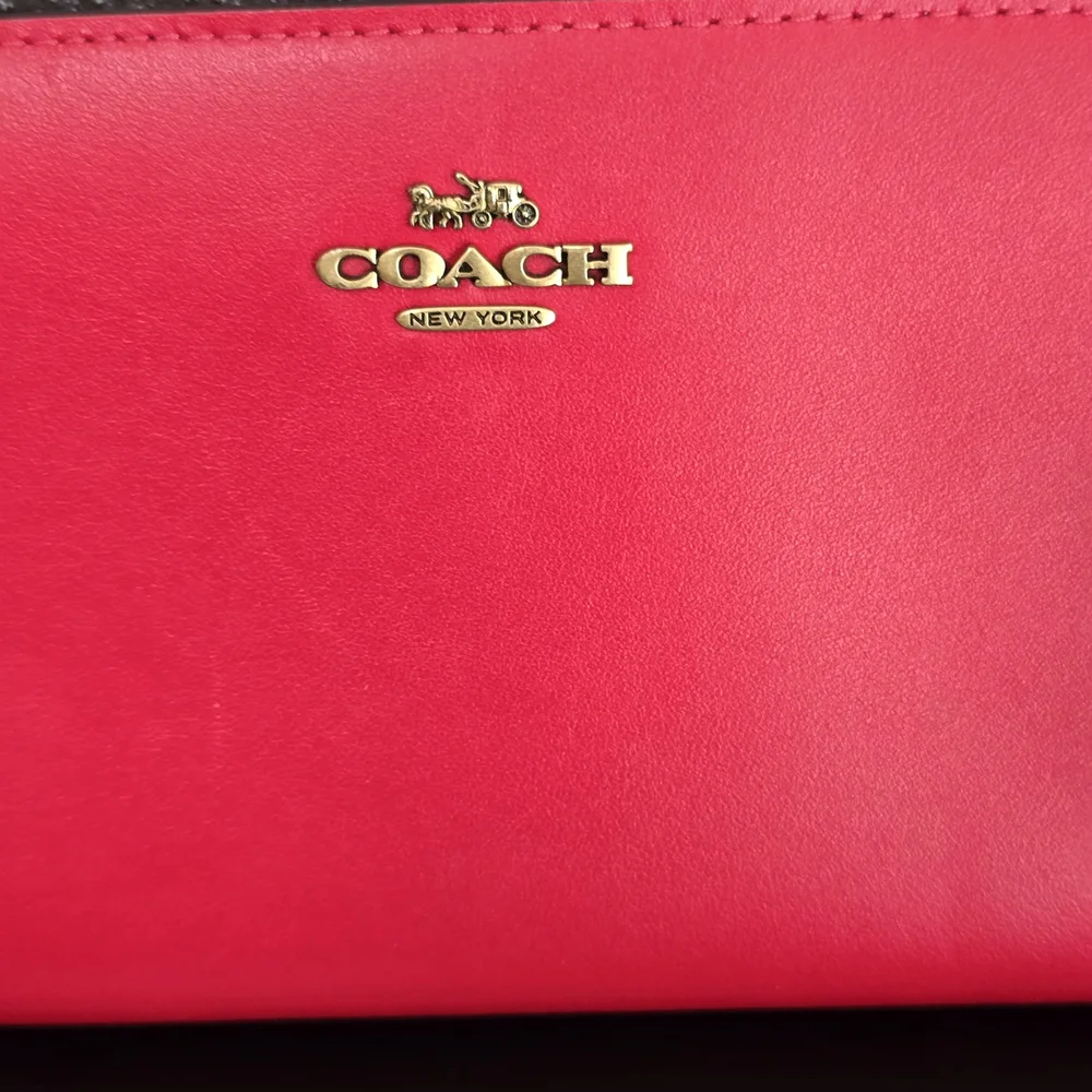 Coach Red Women's Wallet - Picture 3 of 12